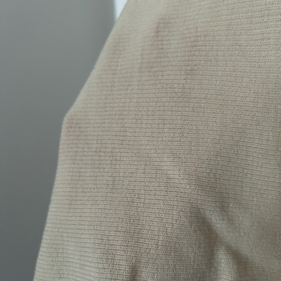 ARITZIA Wilfred - Elegant Cream Knit with Ribbons - Picture 7 of 7